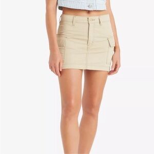 Levi's Safari Tan 94 Cargo Mini Skirt size 4